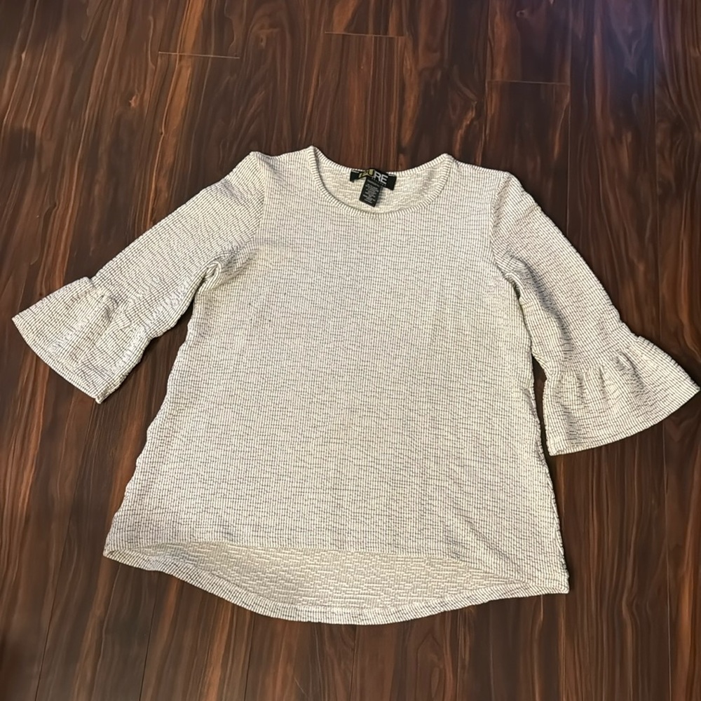 Cropped Bell Sleeve Top
